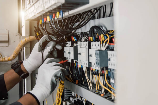 Best 24-Hour Electrician  in Marinette, WI